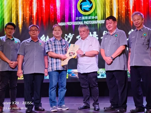 龔炳根：出外拍照做好防範 勿讓病毒有機可乘