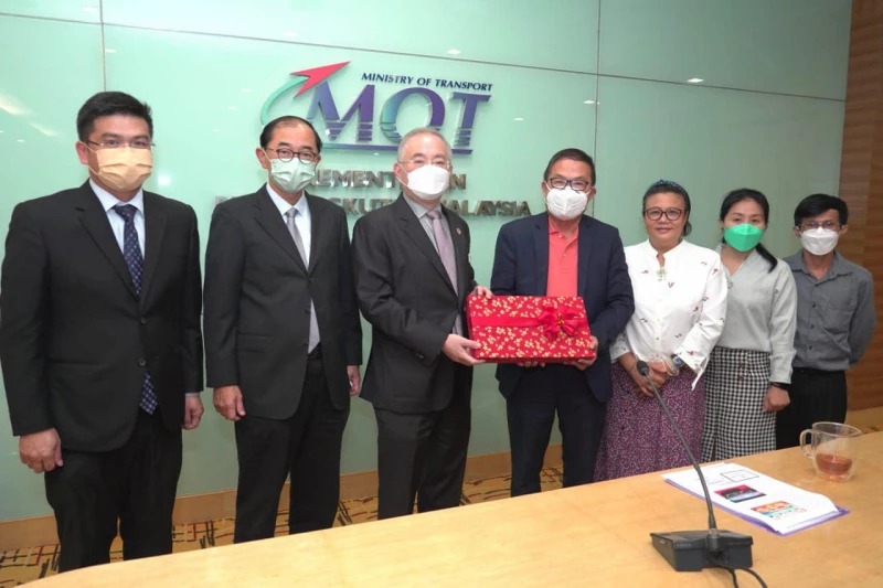 柬埔寨潮州會館代表訪馬 考察大馬華文教育