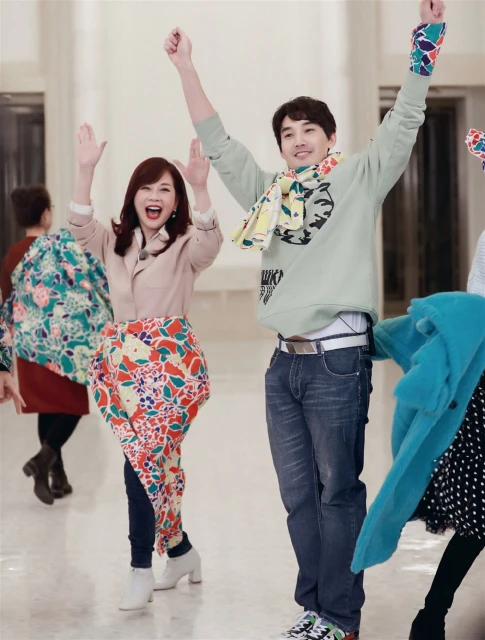 出遊合照掀回憶殺　陳松伶被酸沒洪欣年輕漂亮