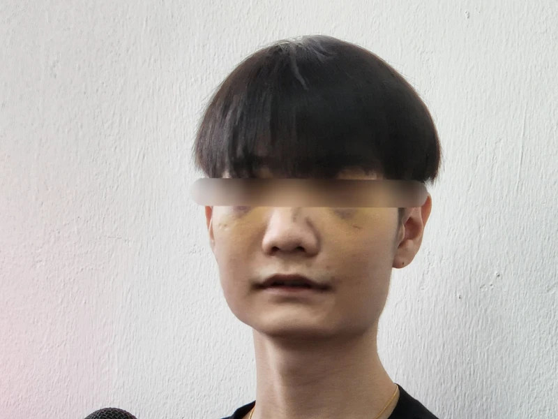 轎車與摩哆小擦撞 華青道歉反遭頭盔砸至骨裂