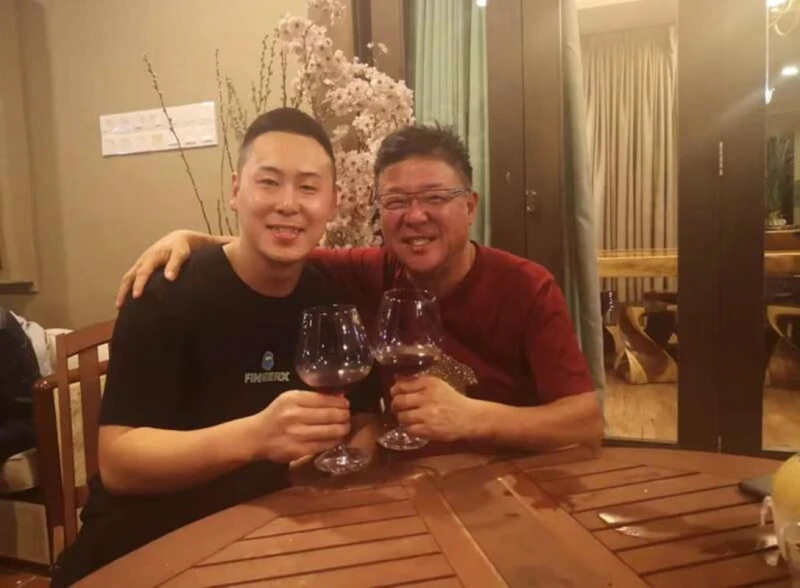 64歲姜育恆定居大馬　馬六甲豪宅宴客網喊認不出