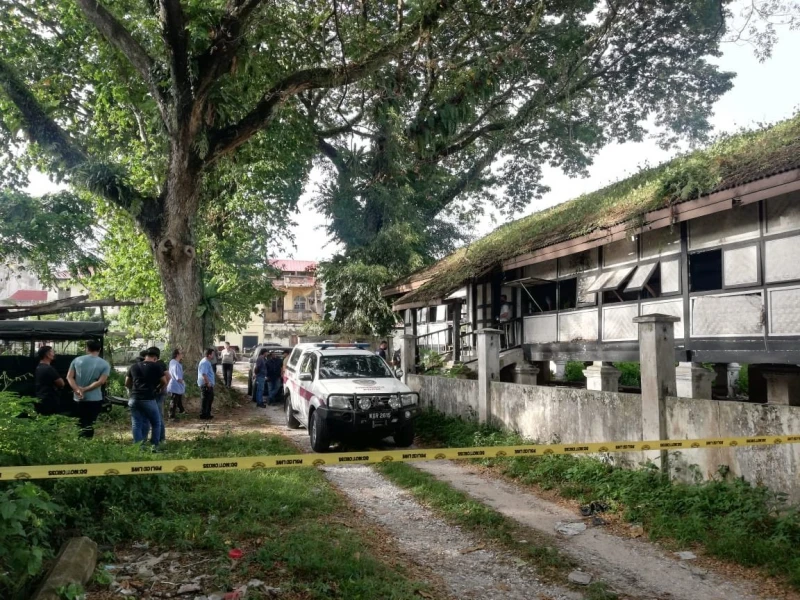 華男四肢有割痕　仰躺荒置屋斃命