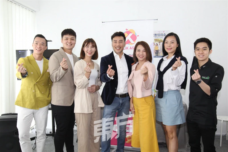 吳維彬轉跑道當頻道總監　陳諭突破心防直播賣爆單！