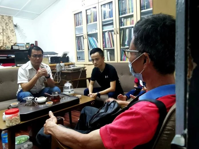 華裔男申訴銀行被盜提2.5萬 民眾受促提高警惕