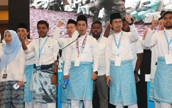 20名公青團中央理事出爐　峇拉巴卡蘭、賽夫丁兒子當選