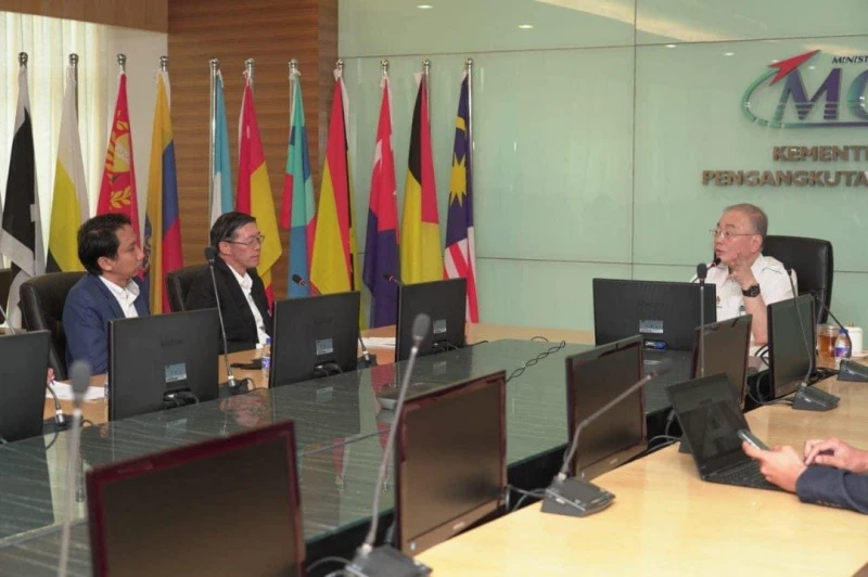 同意旅遊業者申請MPV准證載客　魏家祥：滿足商務遊客有經濟效益