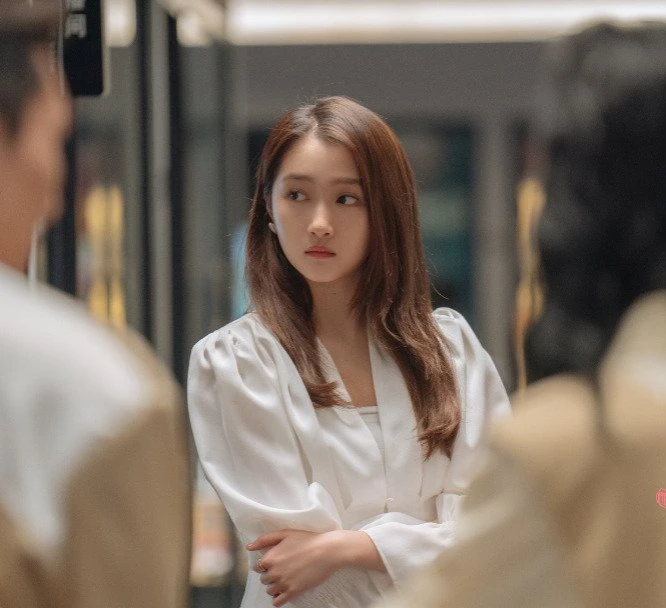 關曉彤突被爆「要坐牢了」　工作室怒回應：絕不姑息造謠者