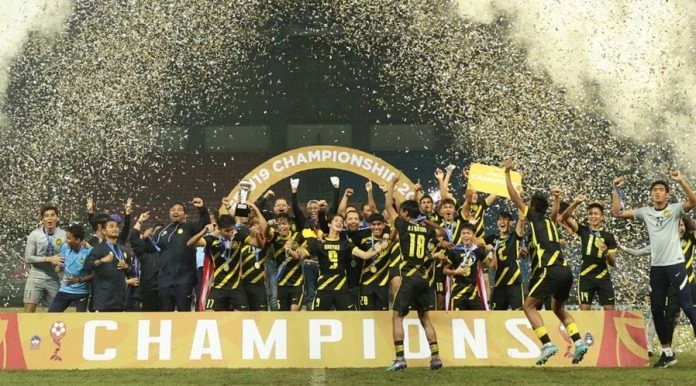 大馬19歲以下足球國青隊 南亞U19足球錦標賽決賽中2比0勝寮國