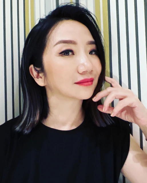 陶晶瑩曬16歲愛女近照　「9頭身比例」網贊超時尚