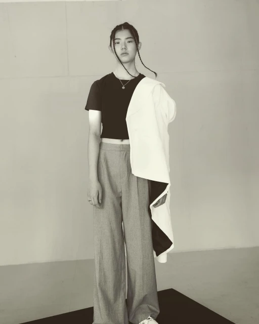 陶晶瑩曬16歲愛女近照　「9頭身比例」網贊超時尚