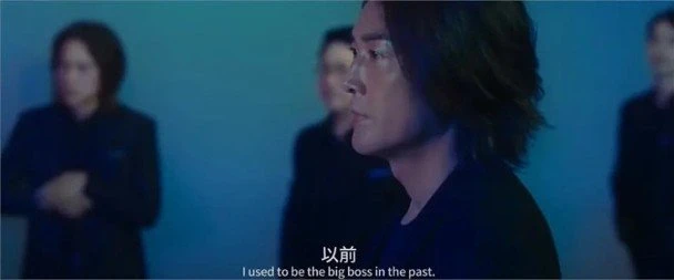 54歲鄭伊健變身「陳浩南」　重現《古惑仔》經典場面掀全城熱話