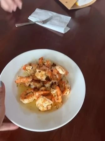 曹格老婆吳速玲曬下廚照　好身材意外成焦點