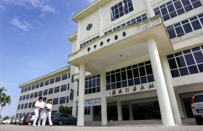 大馬1中學58師生染疫　今年返校後最高確診人數