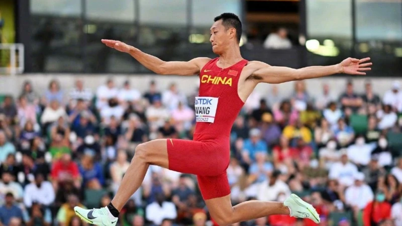 最後一跳逆襲！　王嘉男世錦賽首奪中國跳遠金牌