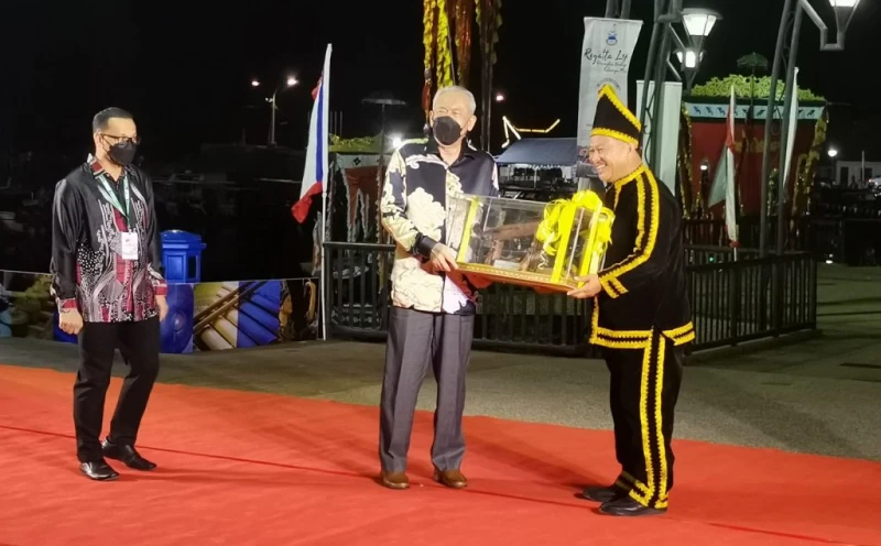 嘉菲里：強化各族團結與聯繫