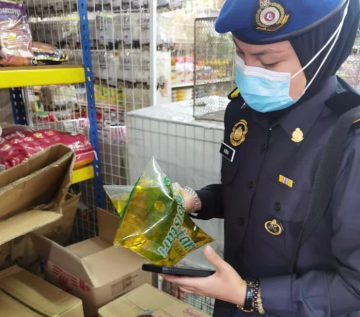 「貴賣」袋裝津貼食油　甲貿消局揭商家違例行為