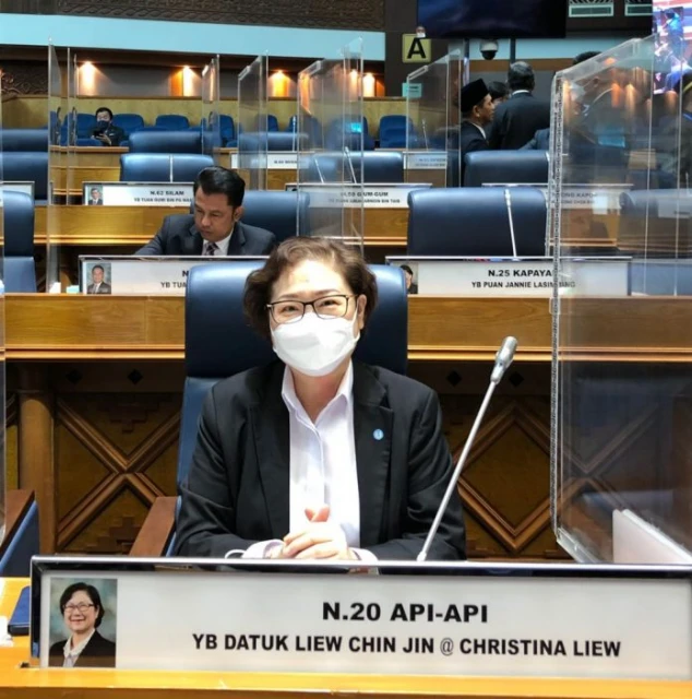 劉靜芝建議沙巴旅遊局獲得撥款  聘用清潔工人清理機場廁所