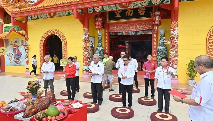 吳添泉：再窮不能窮沙巴