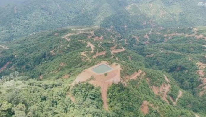 前吉大臣阿末峇沙否認是始作俑者　「依娜斯山早被剷平」