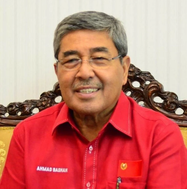 前吉大臣阿末峇沙否認是始作俑者　「依娜斯山早被剷平」