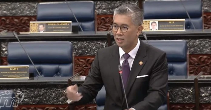 財長：油棕原油價格高企收入增百億