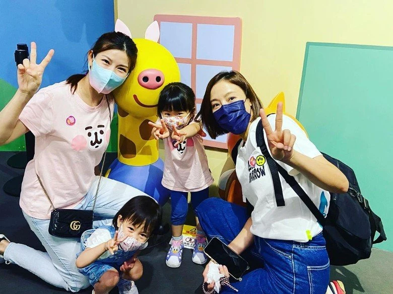 楊茜堯攜愛女參與同樂日　「小珍珠」獲贊越來越可愛