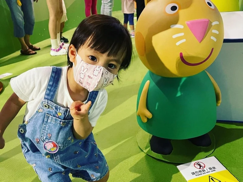 楊茜堯攜愛女參與同樂日　「小珍珠」獲贊越來越可愛