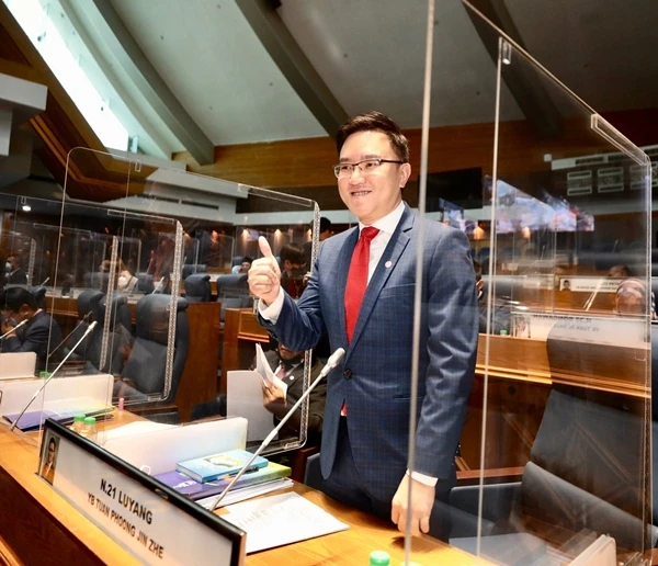 多名反對黨議員不支持加薪 馮晉哲：無功不受祿