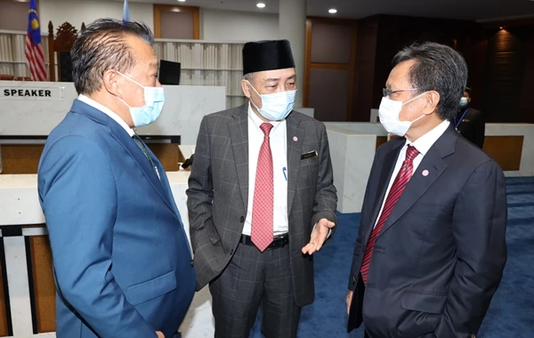 沙州元首薪酬調高