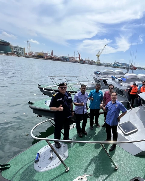 閩漁業局接收3艘高速巡邏艇