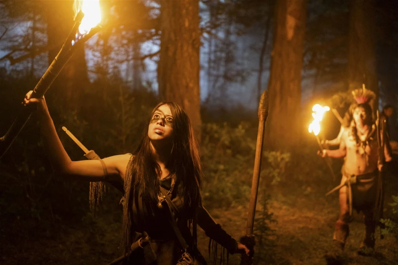 演《鐵血戰士：狩獵追擊》吃盡苦頭　安柏米桑德難忘「泥巴味」