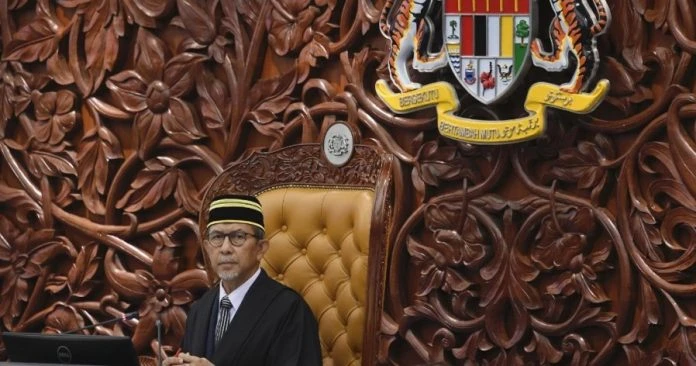 副議長僅對達祖丁口頭警告　被批無法捍衛女國會議員