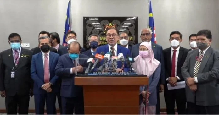 安華：朝野備忘錄無截止日期