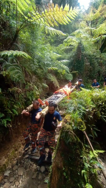 男子下神山摔傷頭 搜救員花4小時抬下