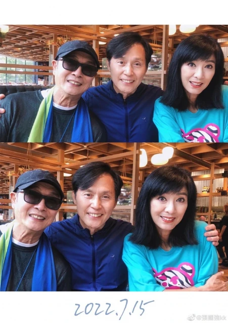 72歲劉松仁與米雪張國強聚餐　大口吃燒雞樂開懷