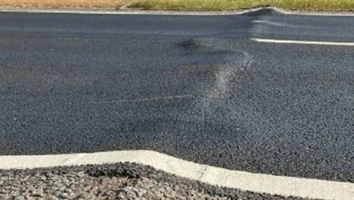 英國鐵軌難耐高溫變形　風扇 冷氣機被搶空