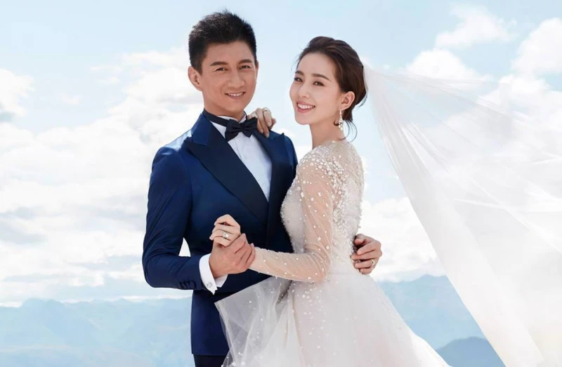 吳奇隆夫妻衰卷「向佐爆出軌」風波　粉絲抱不平：沒惹你們！