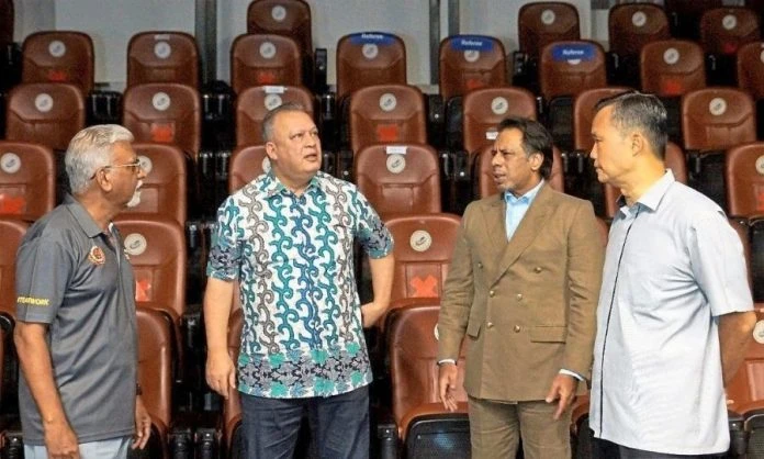 史上最偉大男子球員　為大馬壁球運動員提供建議與動力