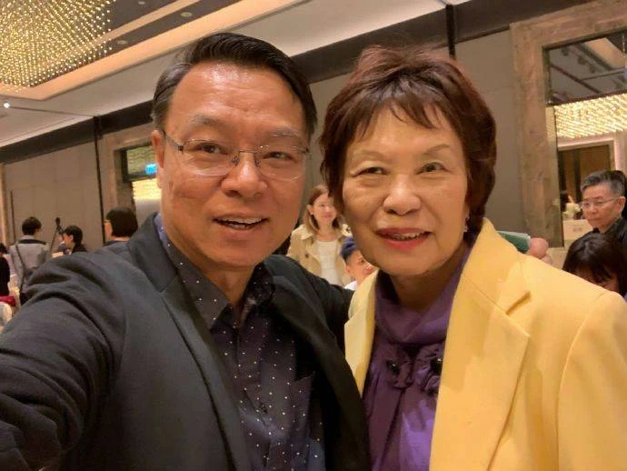 余慕蓮自傳下月發售  收入全捐兒童癌症基金會