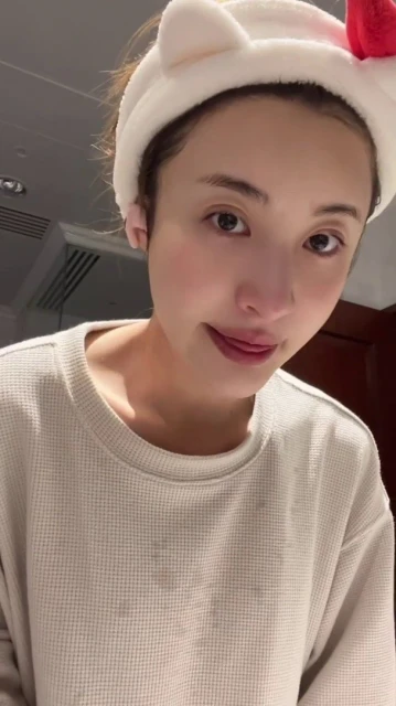 林夏薇素顏上陣教分享護膚心得　網驚：變了林依晨？！