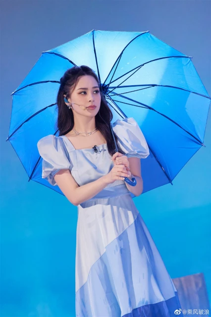 【乘風破浪3】阿嬌擔任主音展唱功　那英面露難色！