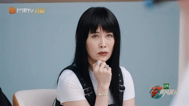 【乘風破浪3】阿嬌擔任主音展唱功　那英面露難色！