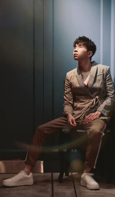 當金曲評審險害同事婚姻破裂　光良買好機票農曆新年回馬