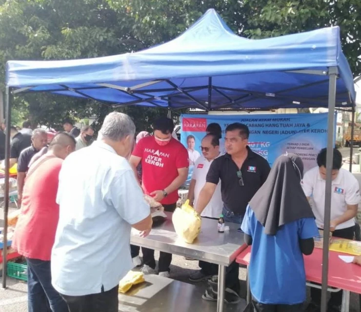 三蘇依斯干達促政府儘快下調食油價格