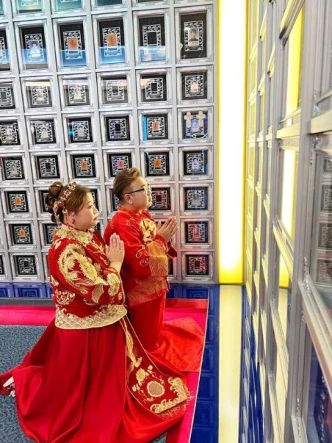 富貴山莊邂逅　獅城新人骨灰安置所行婚禮