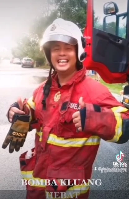 消拯員火場救貓　暖心舉動被網民稱讚