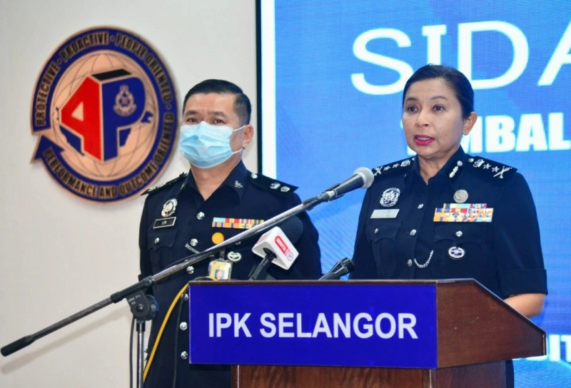 無故扣押毆劫男子　7警員被紀律對付