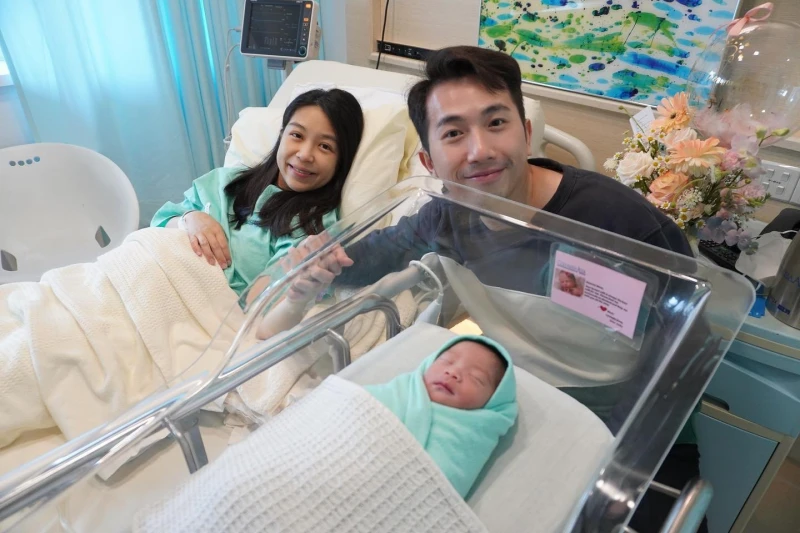 太太關萃汶順利生下女寶寶　葉朝明感動：很偉大的媽媽！