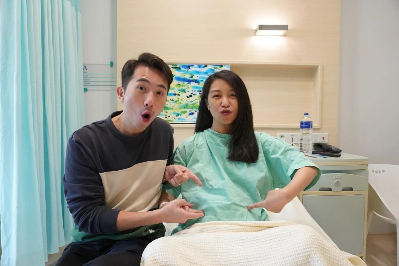 太太關萃汶順利生下女寶寶　葉朝明感動：很偉大的媽媽！