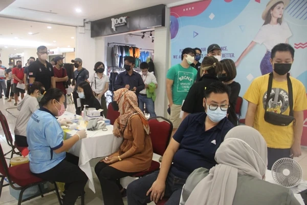 《一滴熱血，萬分希望》捐血運動 2天共捐獲216瓶脫血漿